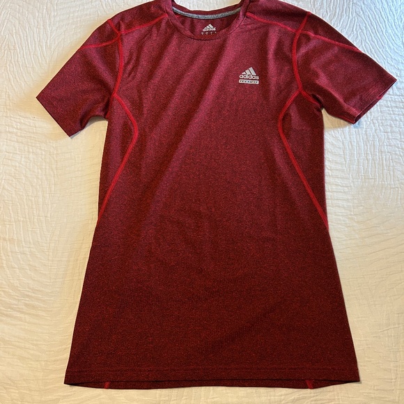 Adidas Techfit Red Short-Sleeve Compression Tee - Picture 1 of 4